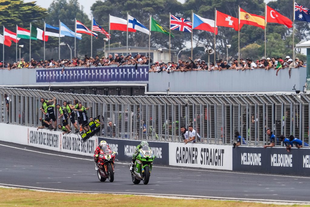 01_WorldSBK_2024_AUS_Race2_Finish-1024x683.jpg