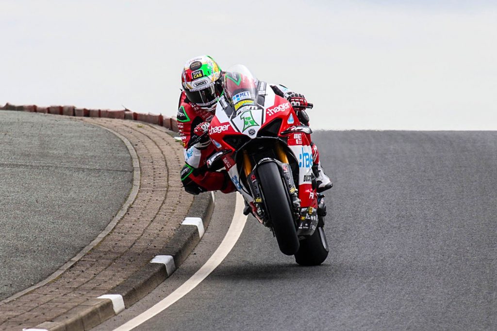 Briggs-Equipment-NW200-Superbike-practice-Glenn-Irwin