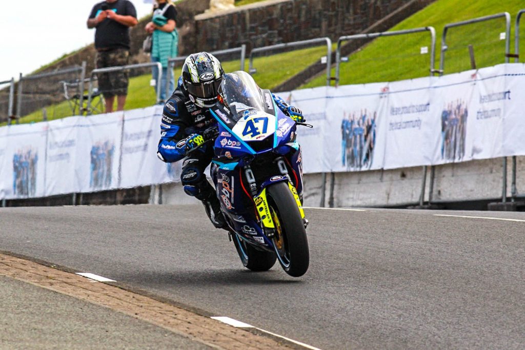 Briggs-Equipment-NW200-Supersport-practice-Richard-Cooper