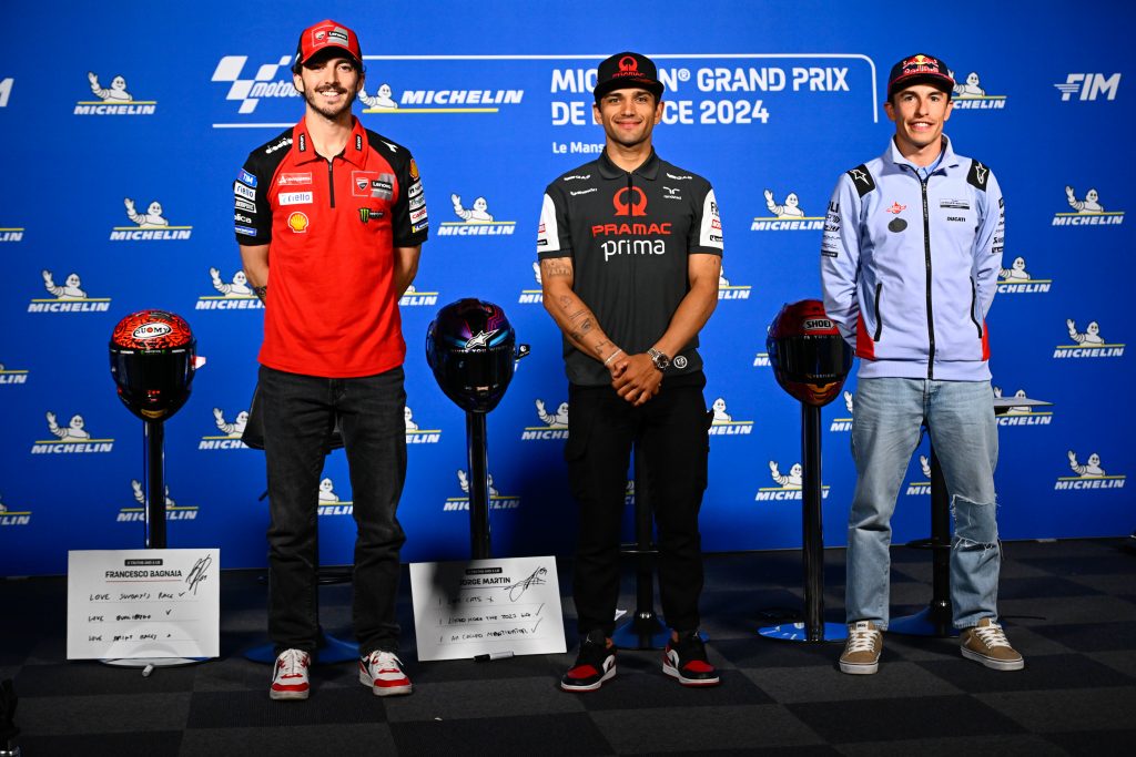 group-press-1024x683.jpg