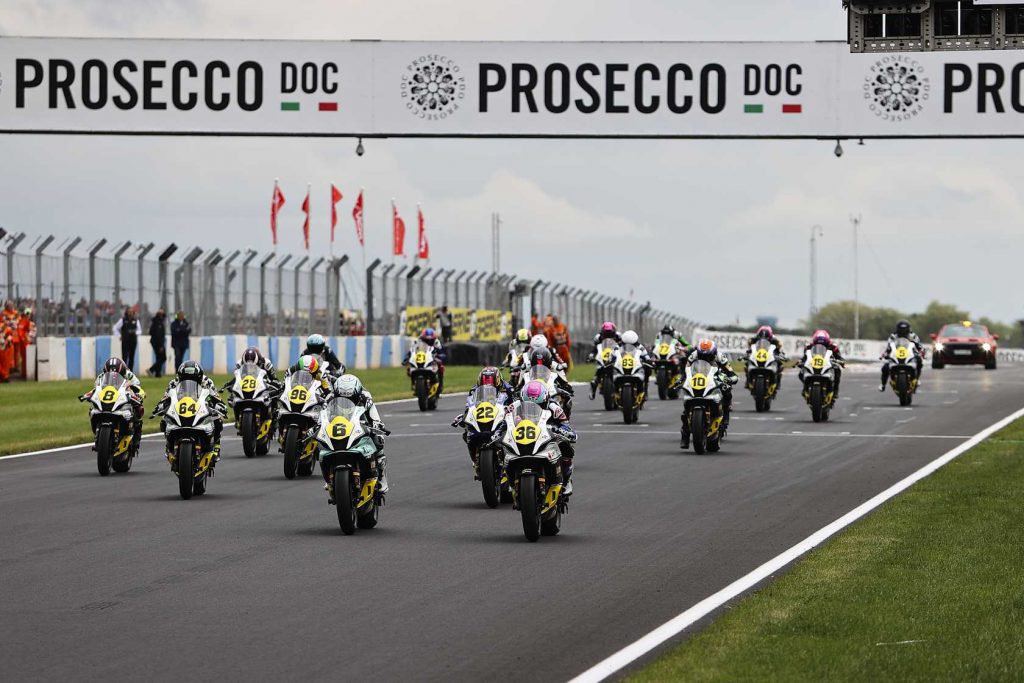 wcr start race 2 uk