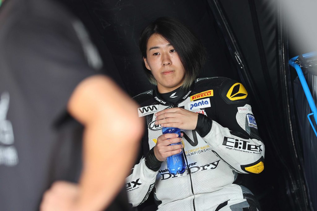 Meet Luna Hirano garage