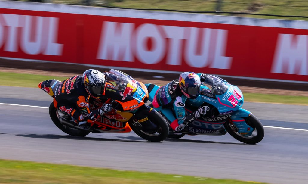MOTO3 RUEDA QUILLES SUN RACE_