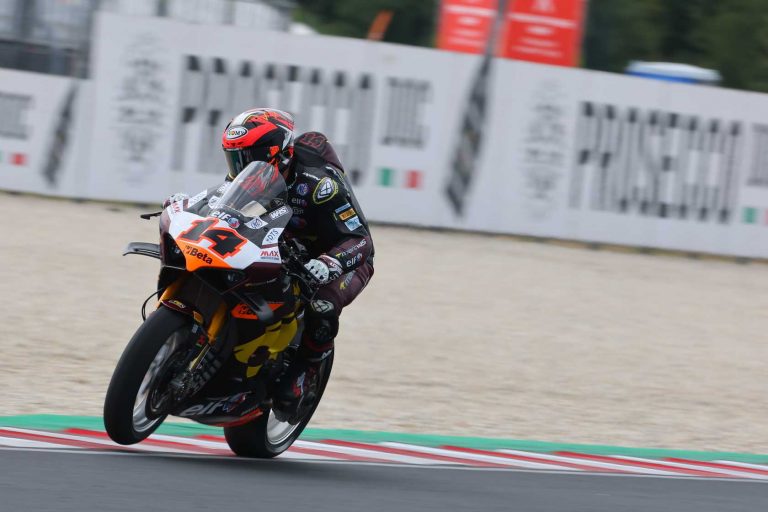 Sam Lowes