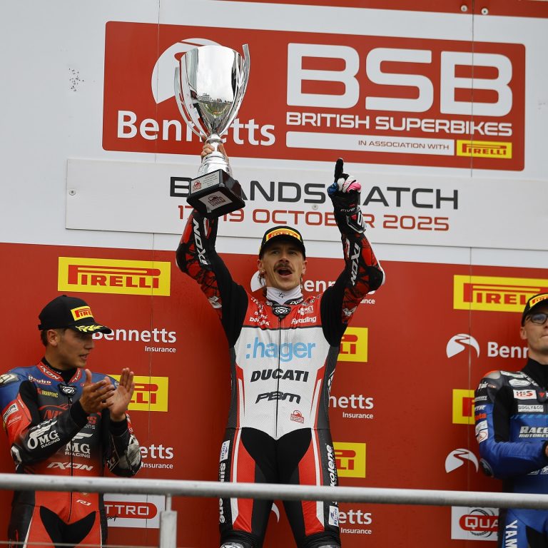 scott podium race two