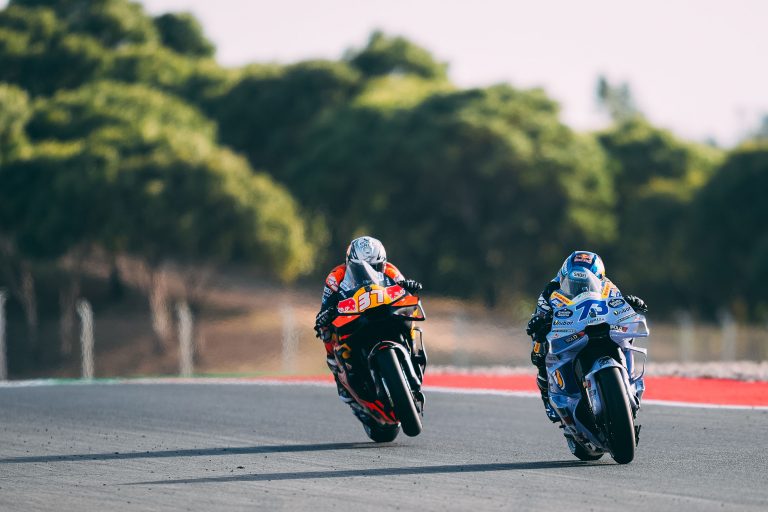 Alex Marquez vs Acosta