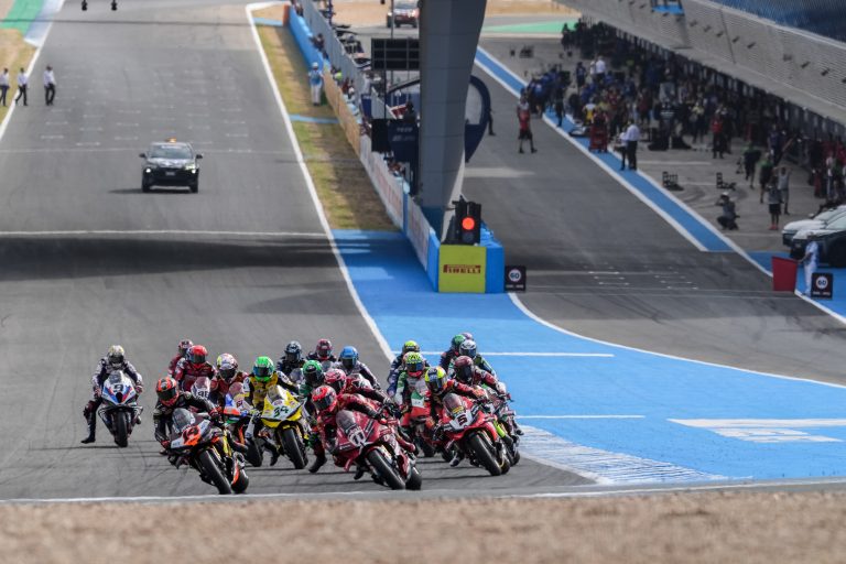 race 1 start header